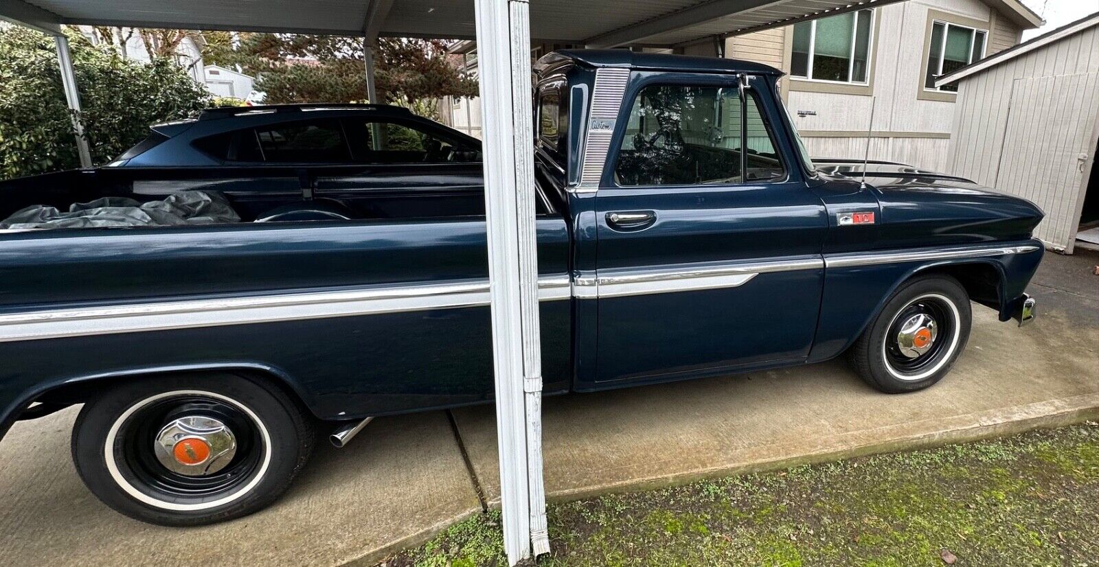 Chevrolet-C-10-Pickup-1965-Blue-Tan-17881600-10