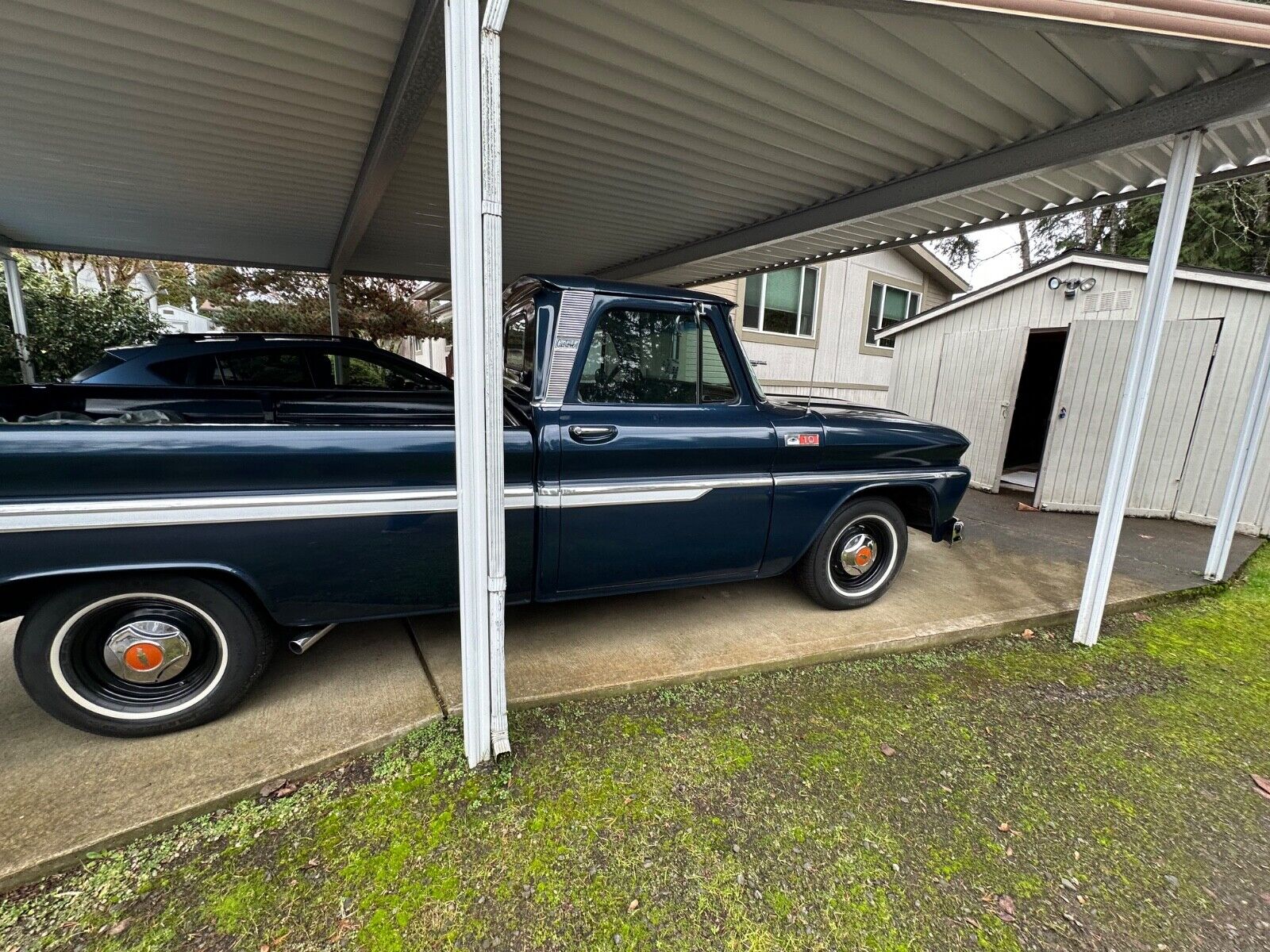 Chevrolet-C-10-Pickup-1965-Blue-Tan-17881600-11