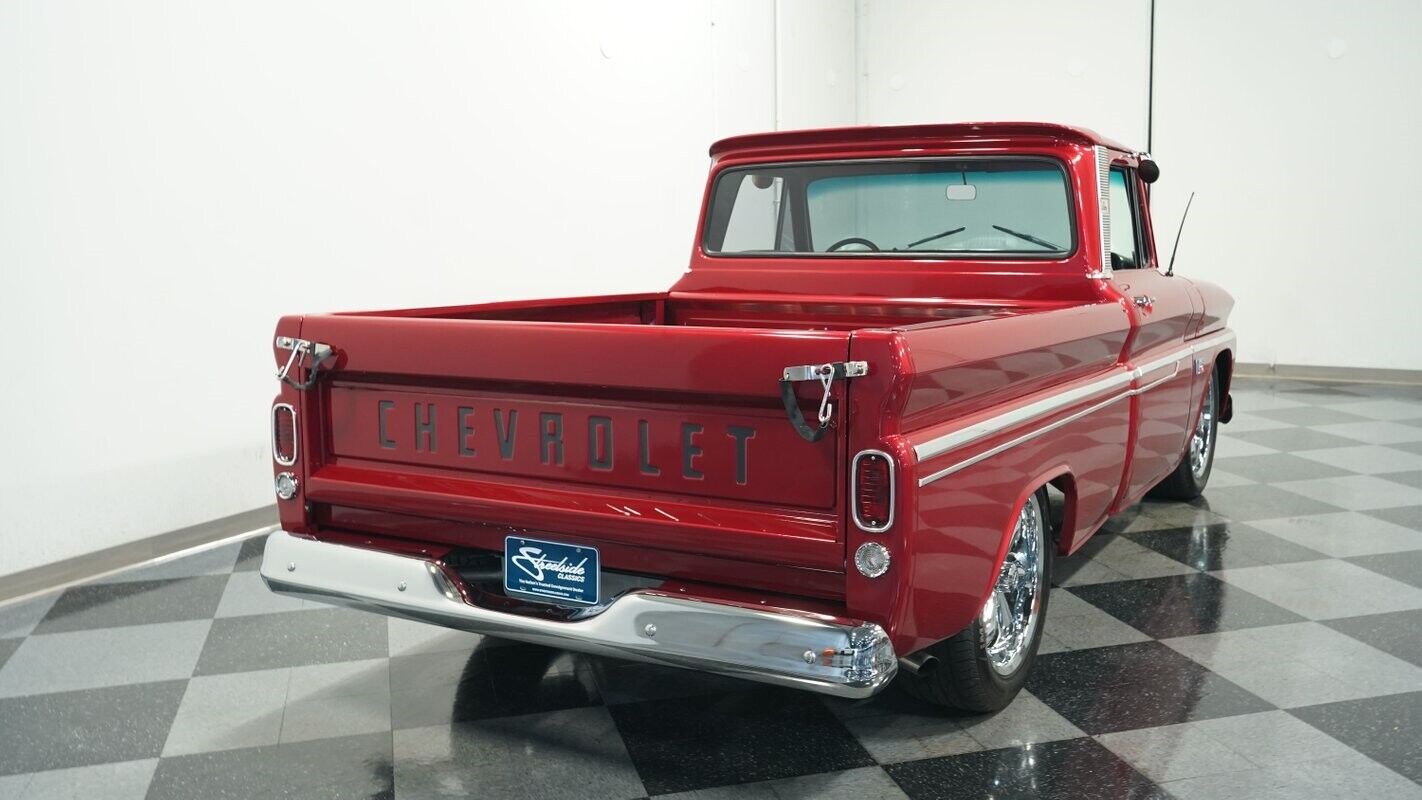 Chevrolet-C-10-Pickup-1966-10