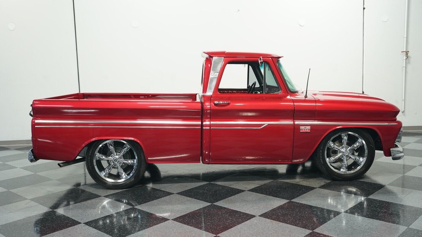 Chevrolet-C-10-Pickup-1966-12