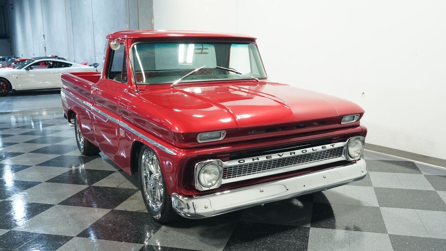 Chevrolet-C-10-Pickup-1966-14