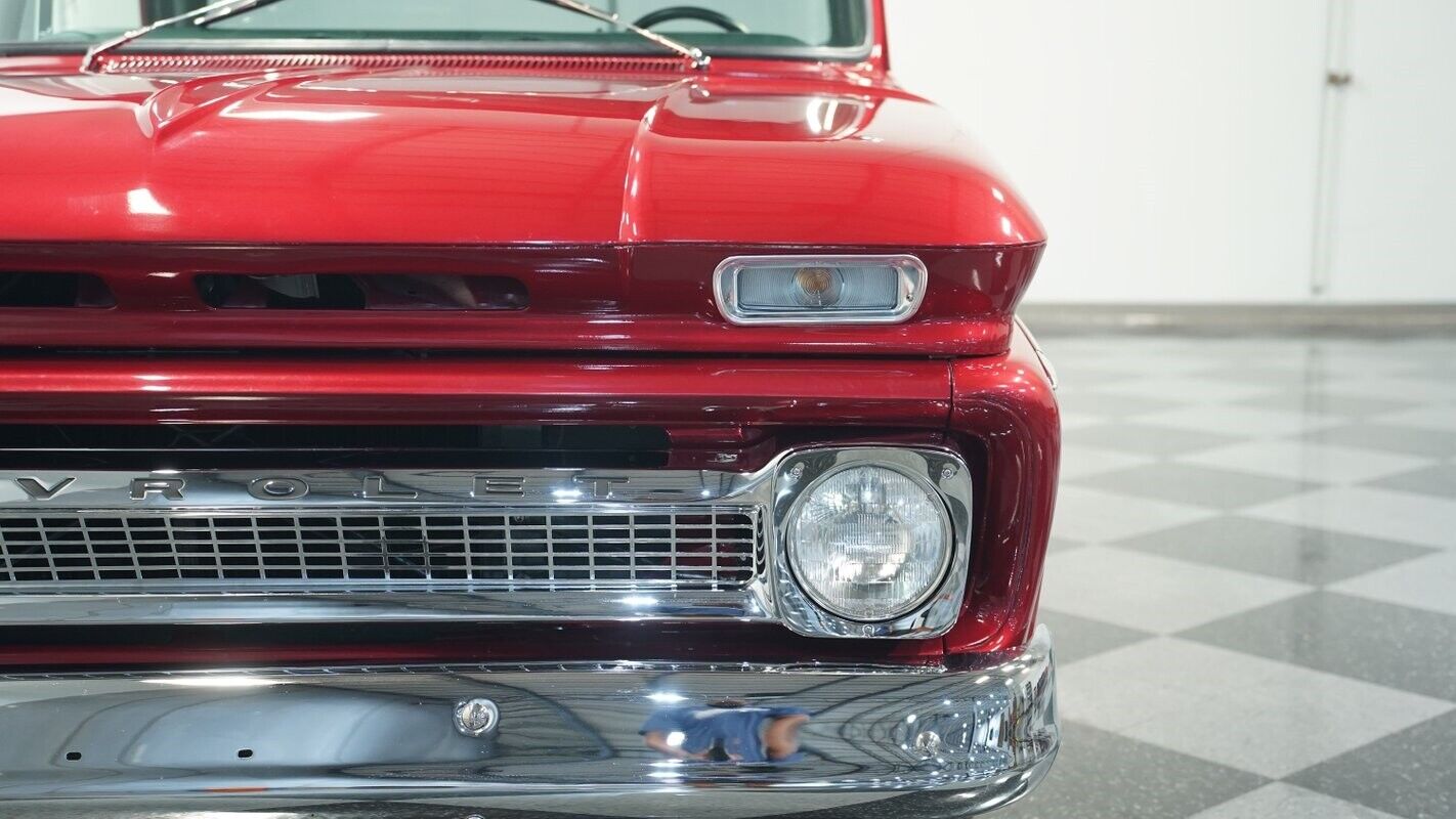 Chevrolet-C-10-Pickup-1966-18