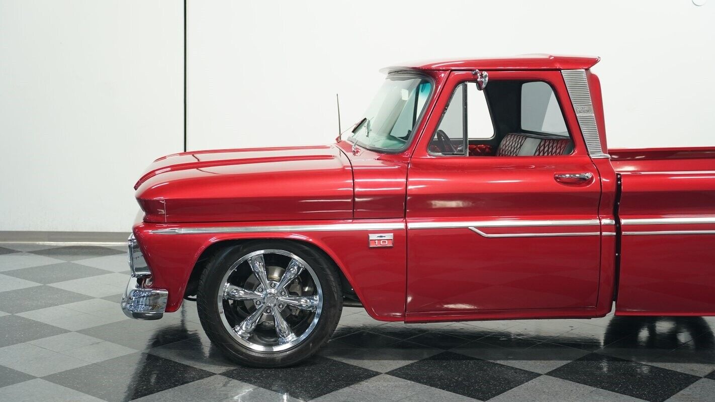 Chevrolet-C-10-Pickup-1966-21