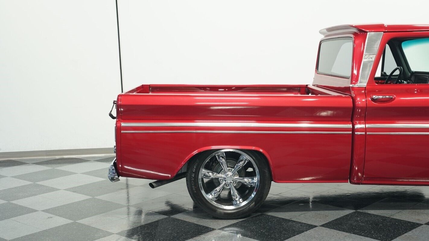 Chevrolet-C-10-Pickup-1966-26