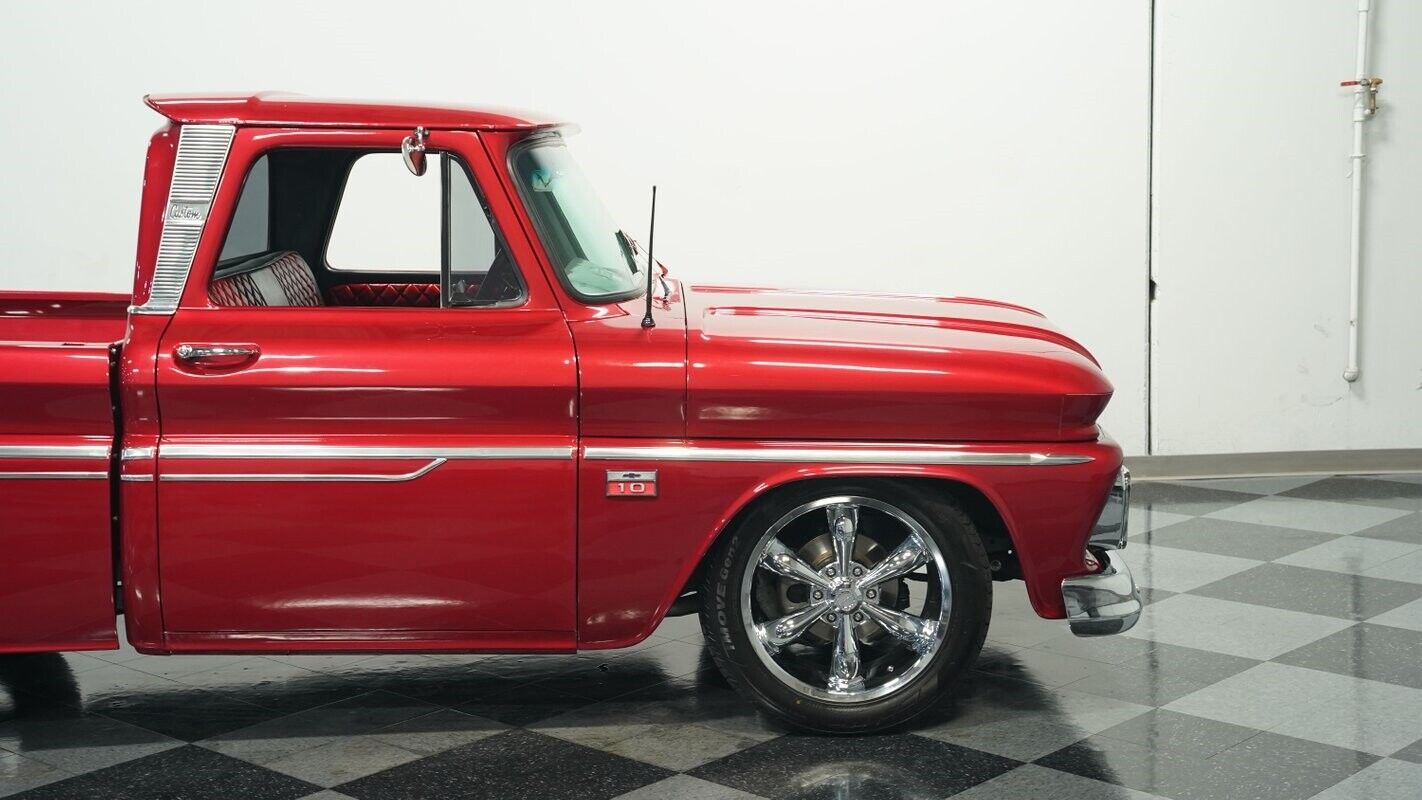 Chevrolet-C-10-Pickup-1966-27