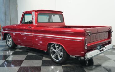 Chevrolet-C-10-Pickup-1966-7