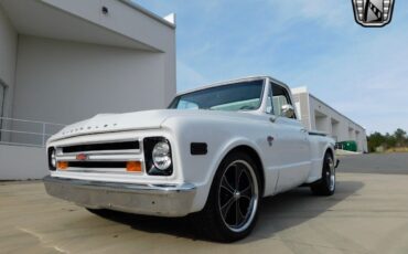 Chevrolet-C-10-Pickup-1968-White-Black-35803-4