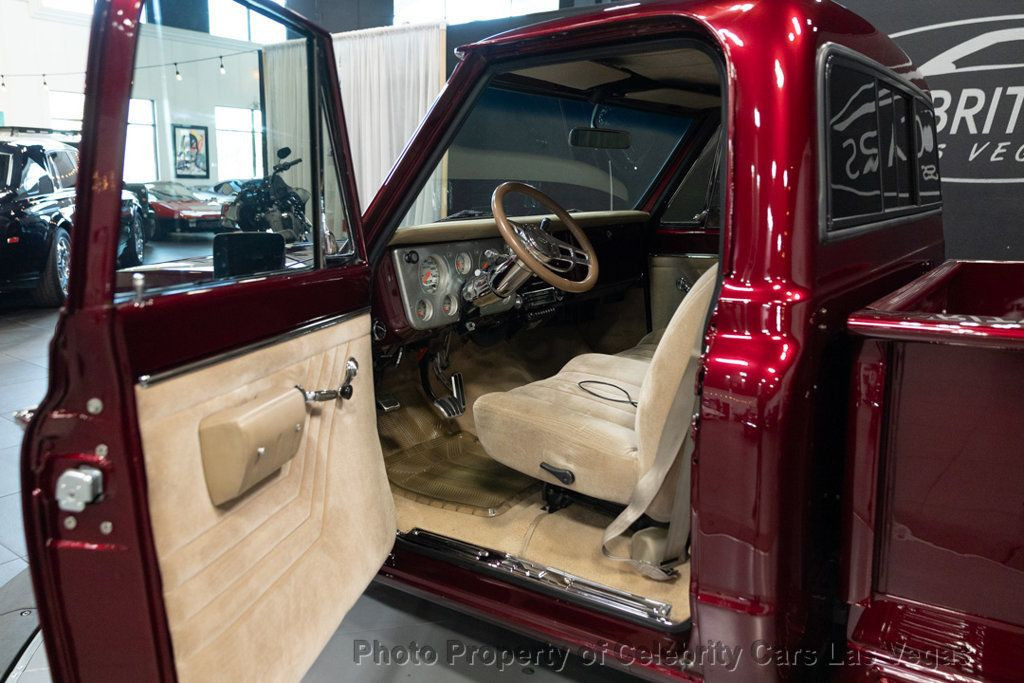 Chevrolet-C-10-Pickup-1969-Burgundy-Tan-4542-1