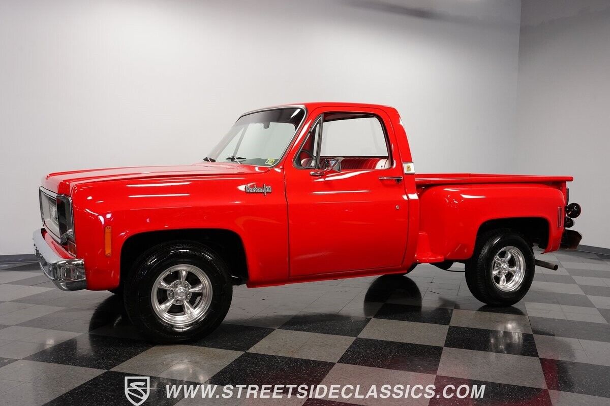 Chevrolet-C-10-Pickup-1973-Red-Red-12426-6