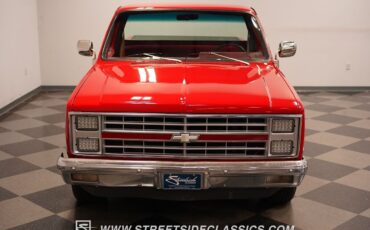 Chevrolet-C-10-Pickup-1982-21