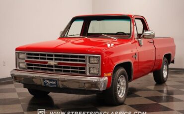 Chevrolet-C-10-Pickup-1982-6