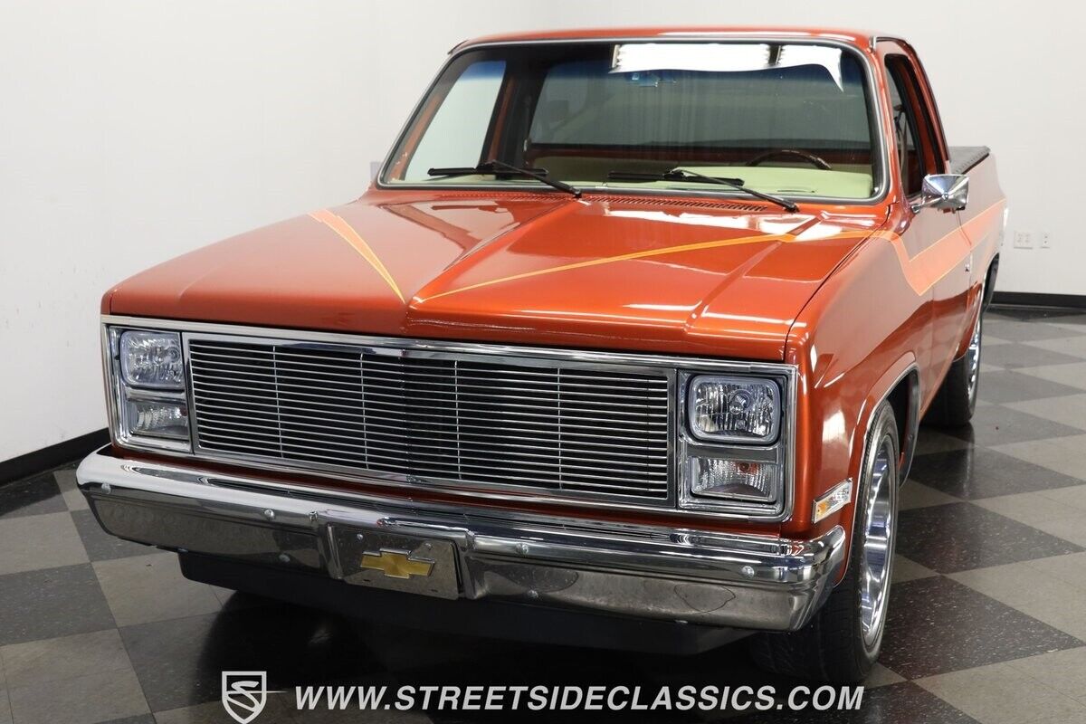 Chevrolet-C-10-Pickup-1985-Orange-Tan-17460-16