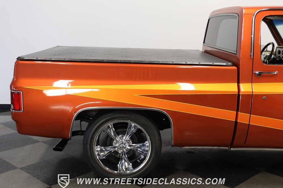 Chevrolet-C-10-Pickup-1985-Orange-Tan-17460-27