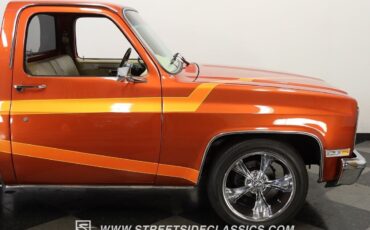 Chevrolet-C-10-Pickup-1985-Orange-Tan-17460-28