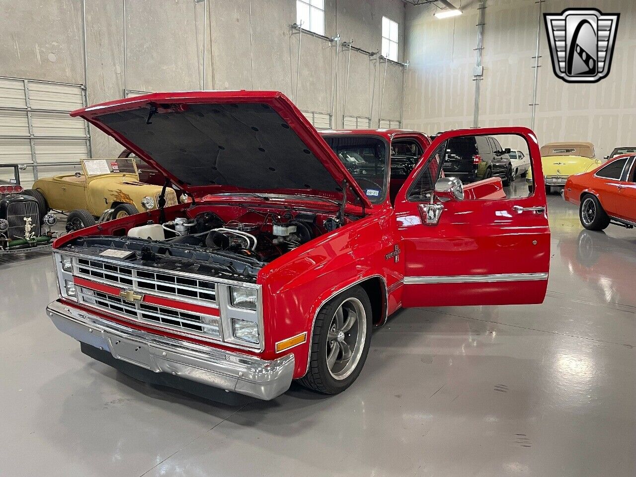 Chevrolet-C-10-Pickup-1985-Red-Red-40142-8