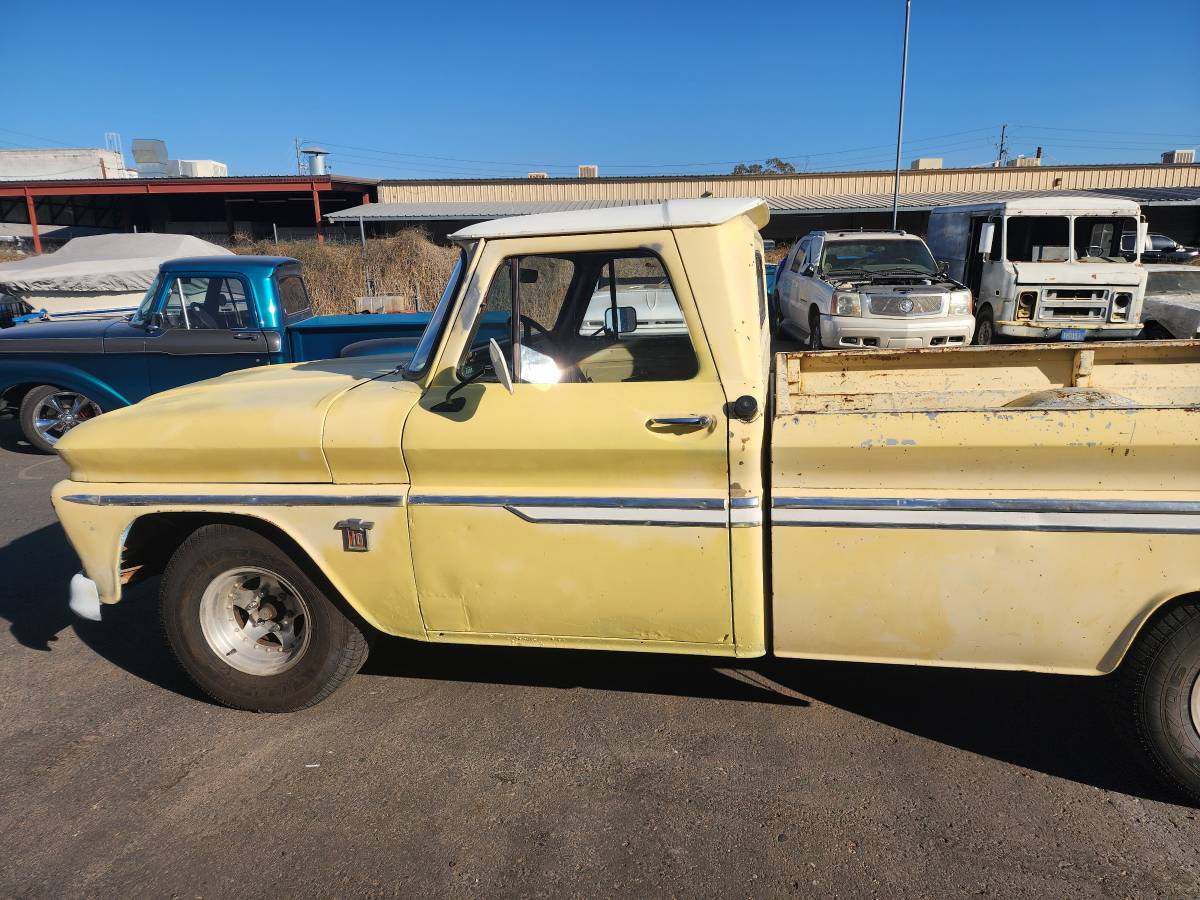 Chevrolet-C-10-pick-up-truck-1964-yellow-805-2