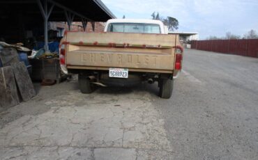 Chevrolet-C-20-camper-special-1968-custom-1986-14