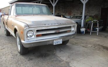 Chevrolet-C-20-camper-special-1968-custom-1986-15