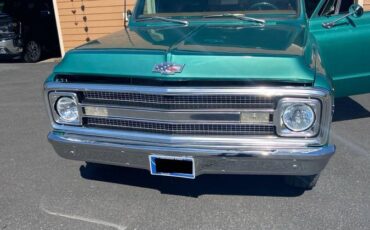 Chevrolet-C10-1969-green-1986-1