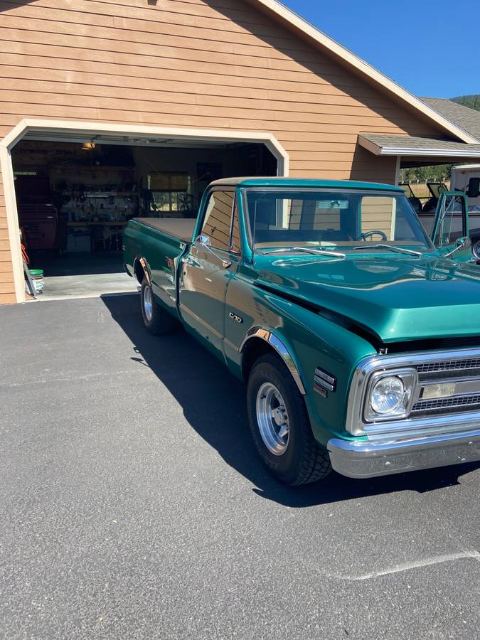 Chevrolet-C10-1969-green-1986