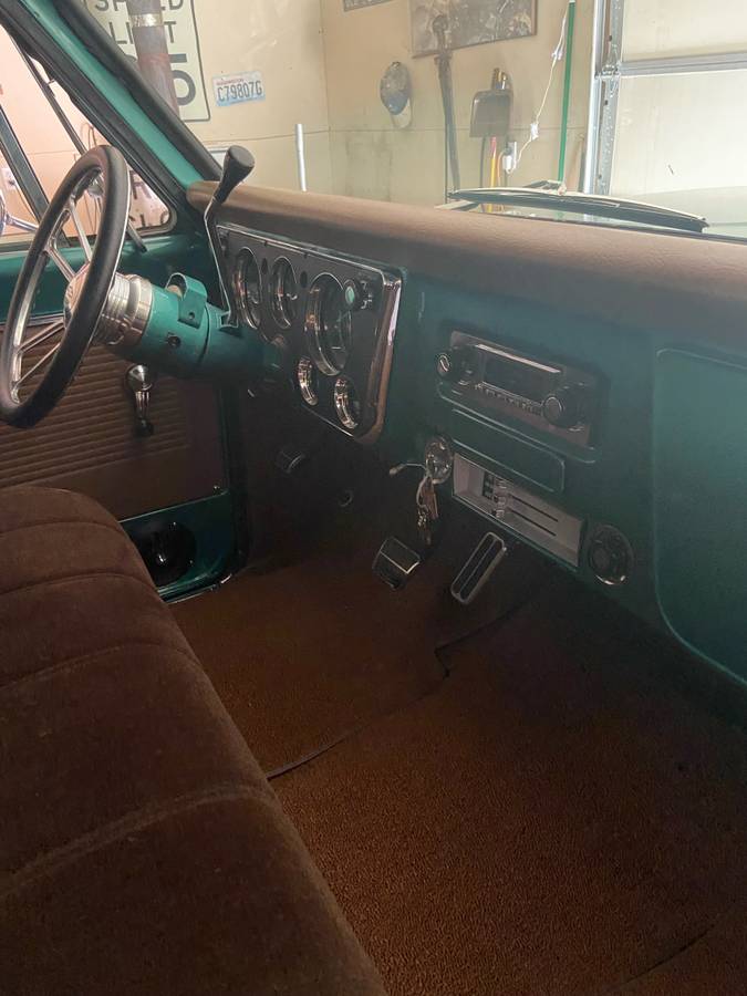 Chevrolet-C10-1969-green-1986-8