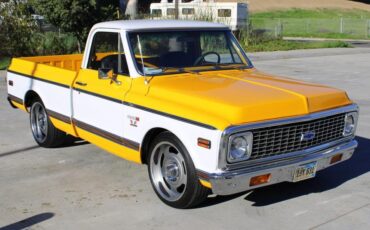 Chevrolet-C10-Cheyenne-1969-Yellow-Black-10-1