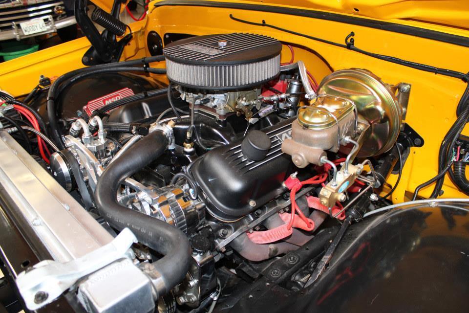 Chevrolet-C10-Cheyenne-1969-Yellow-Black-10-15