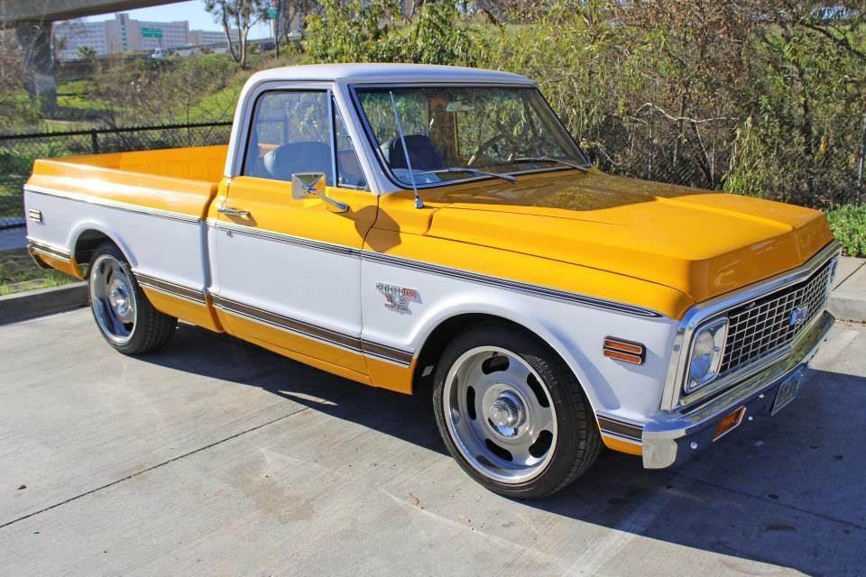 Chevrolet-C10-Cheyenne-1969-Yellow-Black-10-18