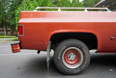 Chevrolet-C10-Pickup-1978-White-Brown-107826-9