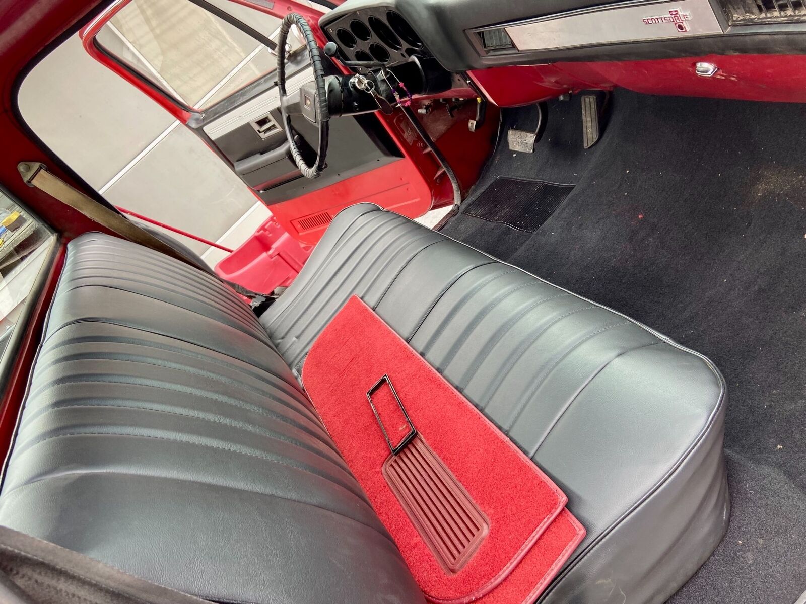 Chevrolet-C10-Scottsdale-1984-Red-Red-135100-16