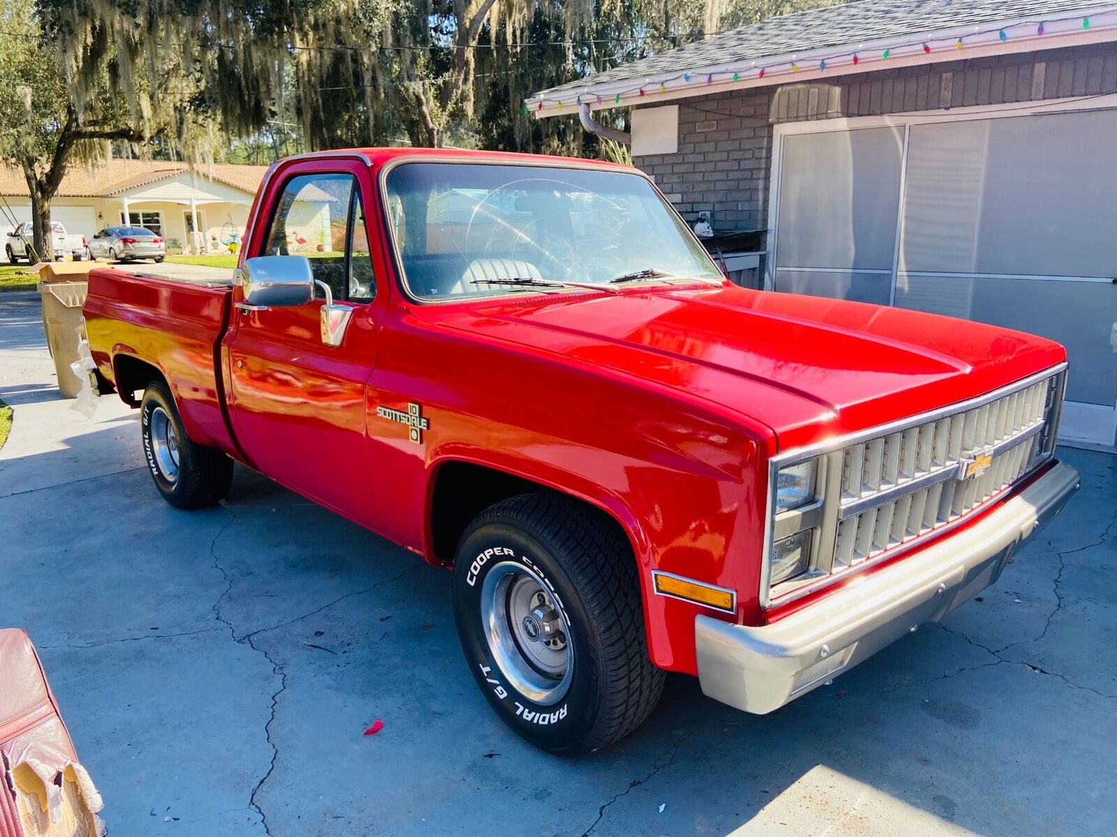 Chevrolet-C10-Scottsdale-1984-Red-Red-135100-2