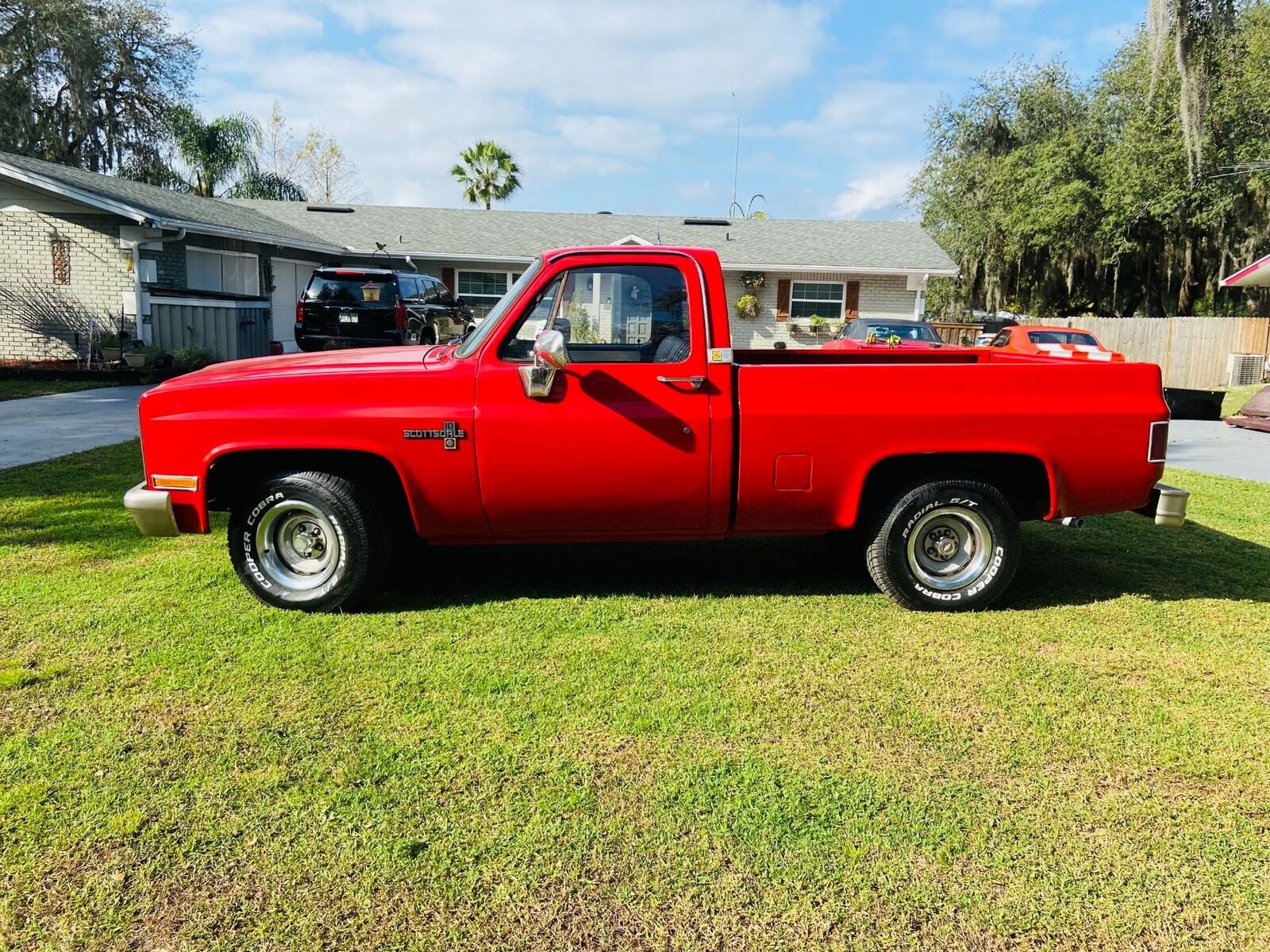 Chevrolet-C10-Scottsdale-1984-Red-Red-135100-7