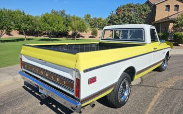 Chevrolet-C10-custom-deluxe-1972-12