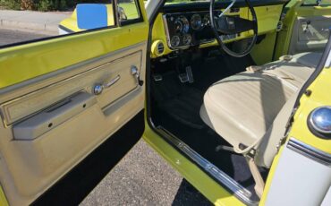 Chevrolet-C10-custom-deluxe-1972-5