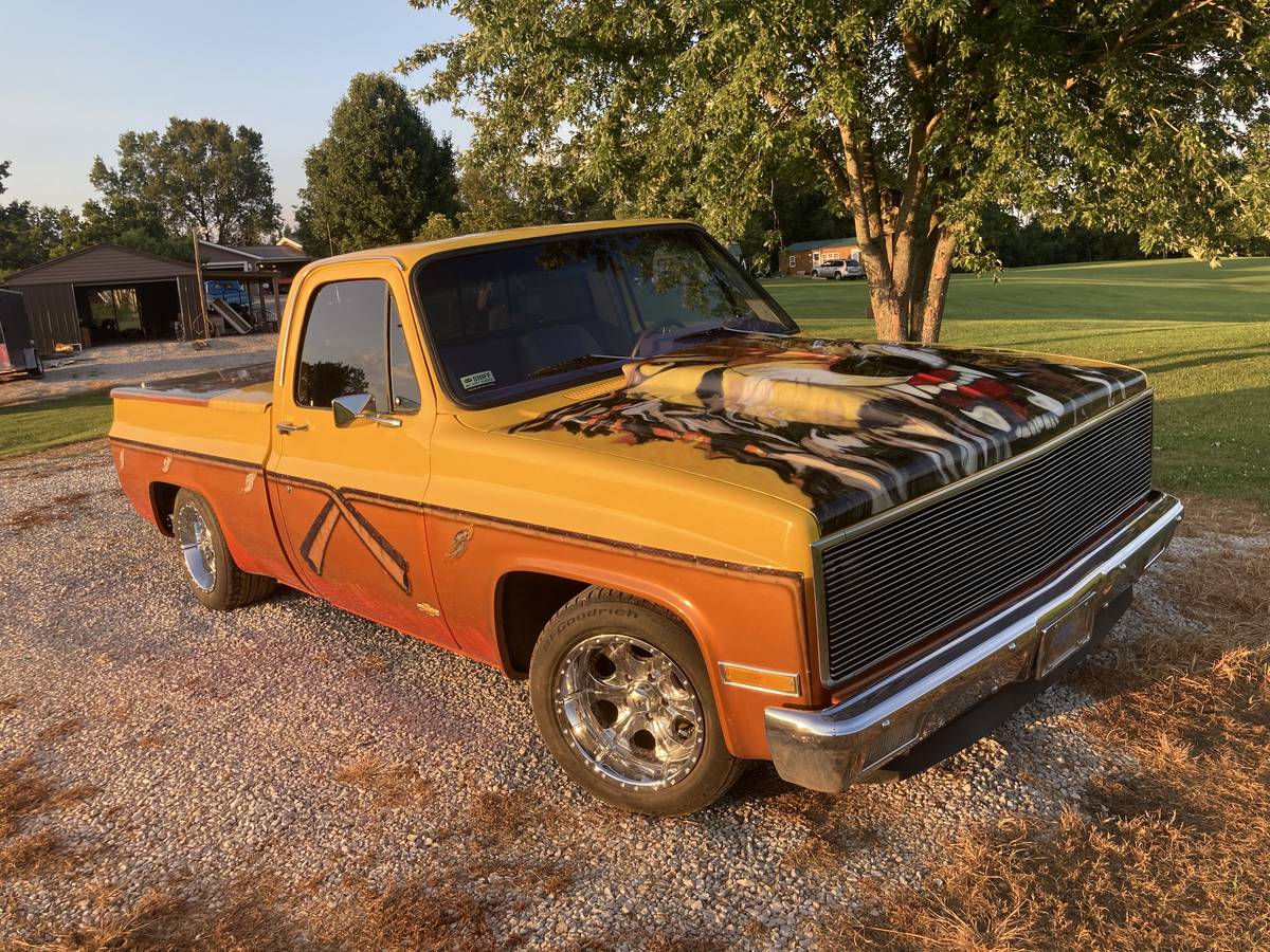 Chevrolet-C10-pickup-1980-yellow-35689-1