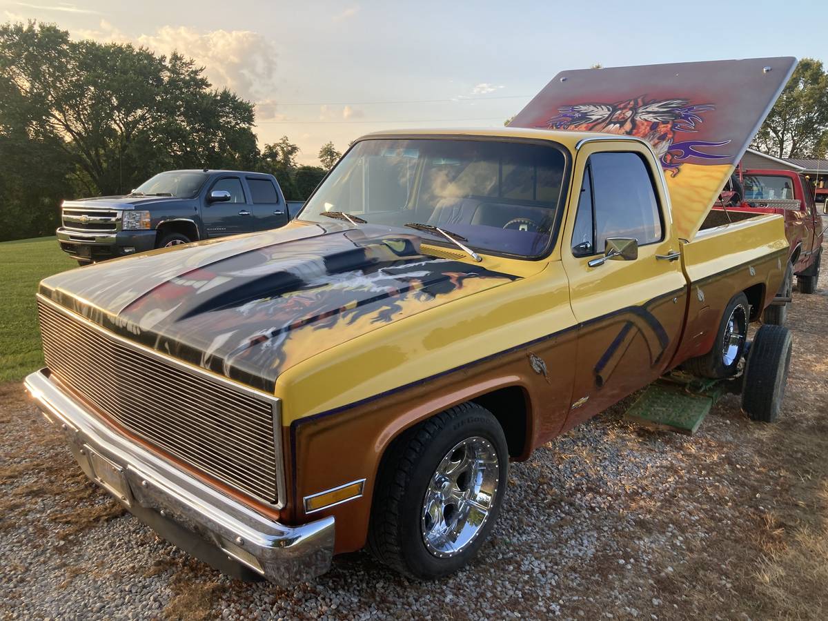 Chevrolet-C10-pickup-1980-yellow-35689