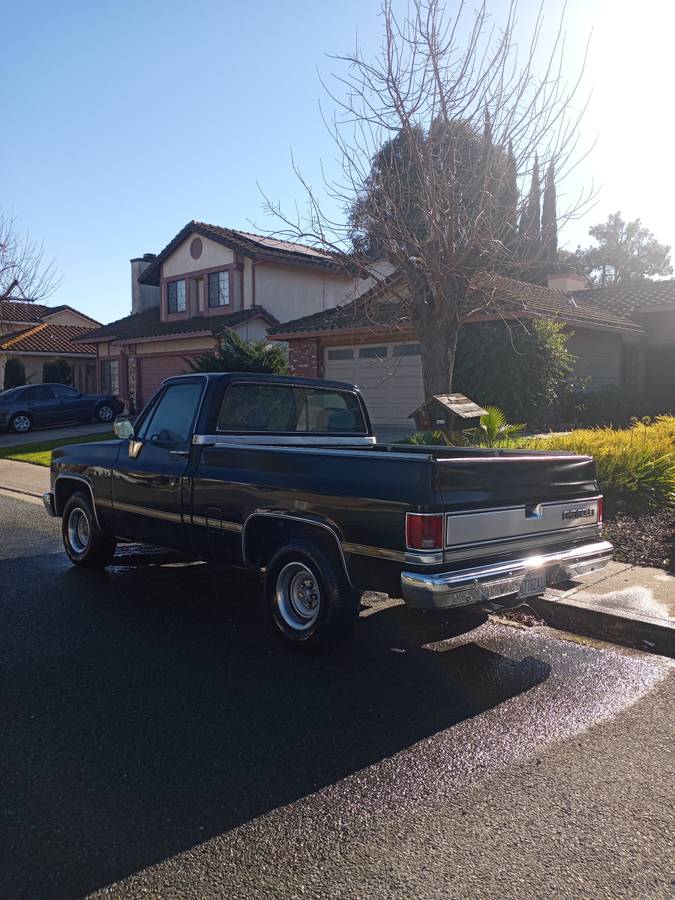 Chevrolet-C10-pickup-1986-black-434522-1