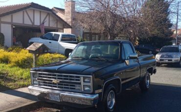 Chevrolet-C10-pickup-1986-black-434522