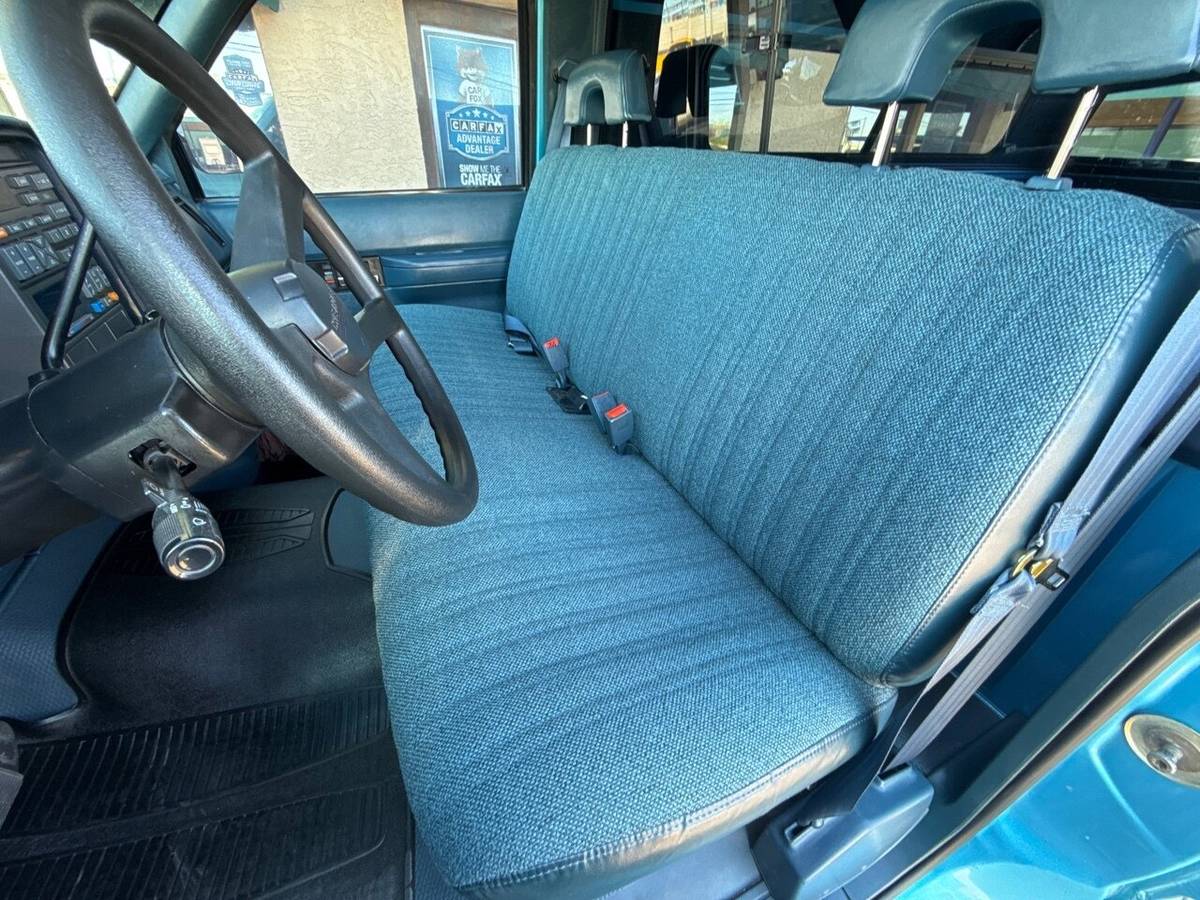 Chevrolet-C1500-cheyenne-1993-blue-206651-16