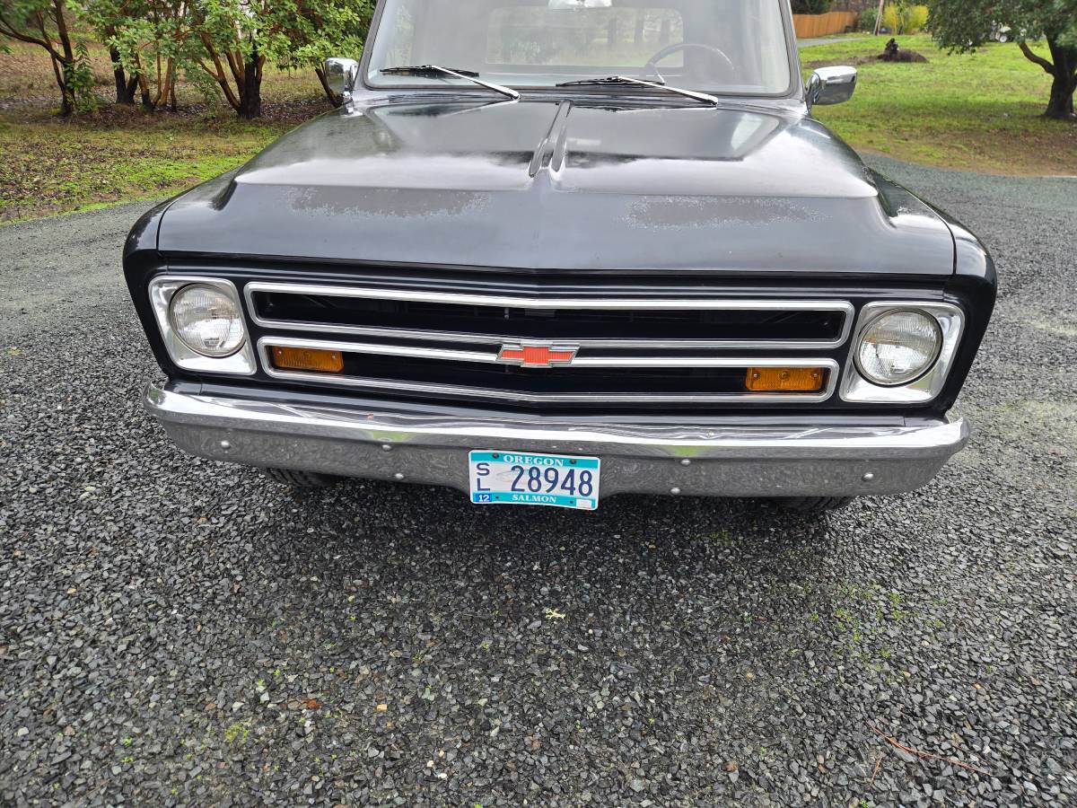 Chevrolet-C20-1967-21