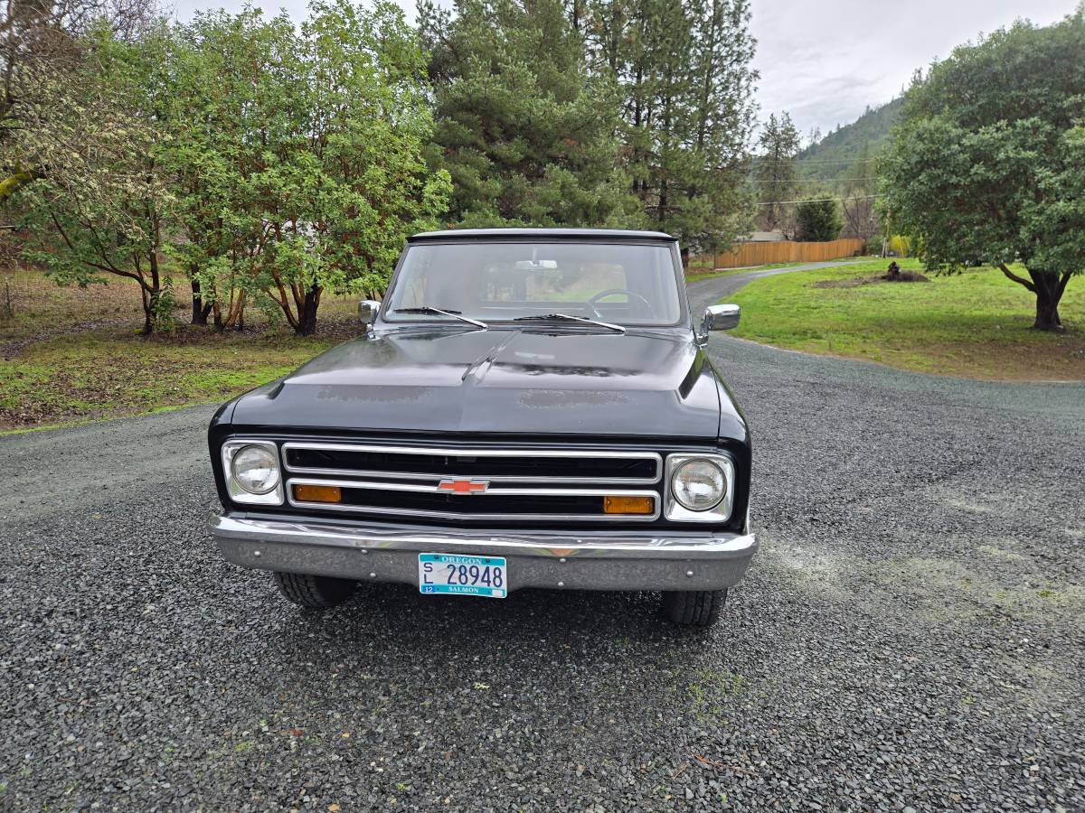 Chevrolet-C20-1967-22