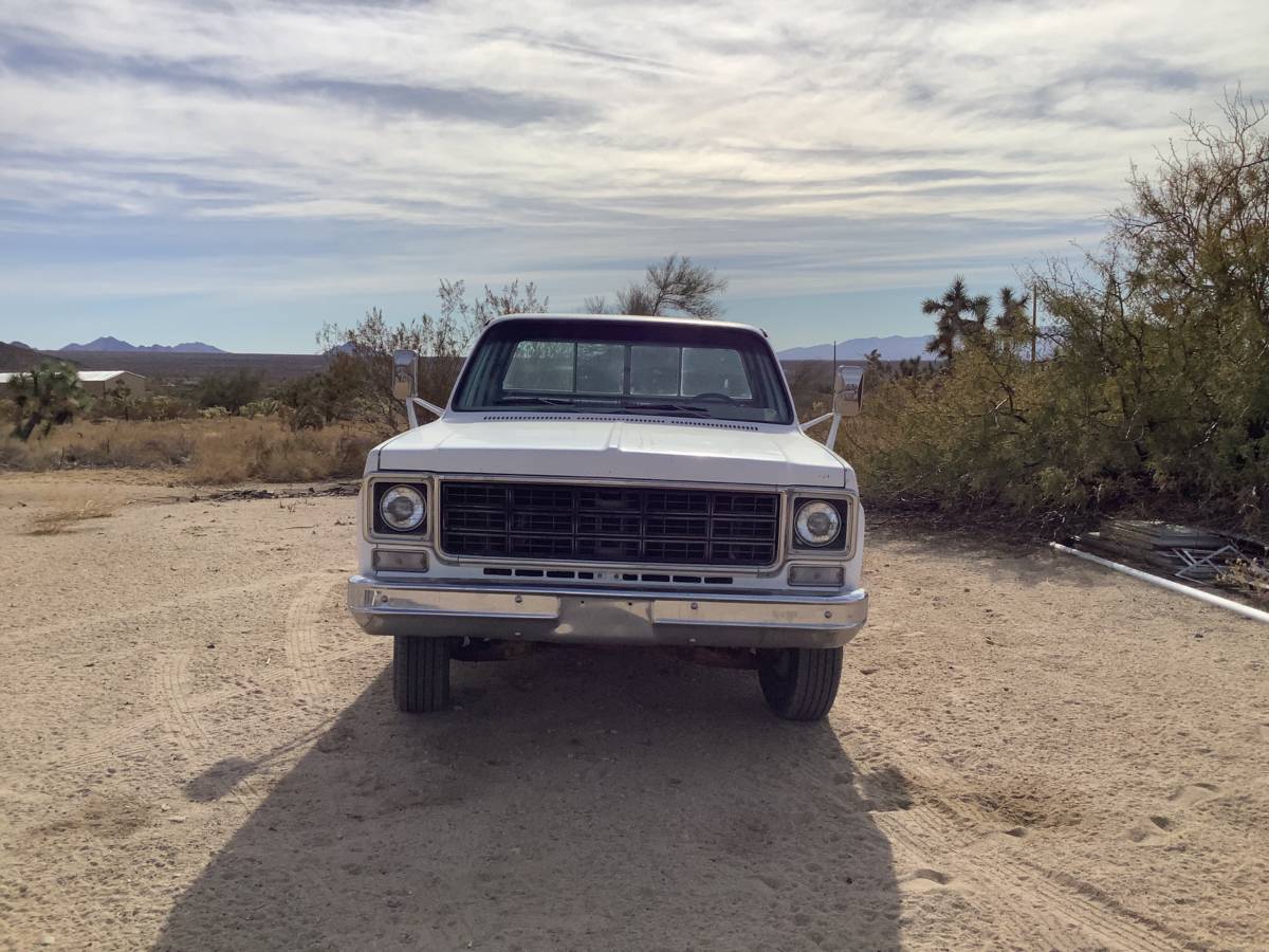 Chevrolet-C20-1978-white-8369-2