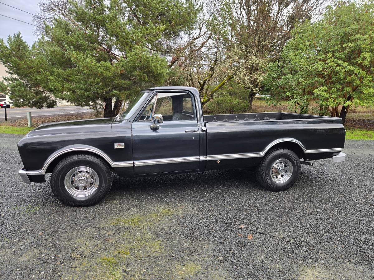 Chevrolet-C20-camper-special-1967-15