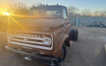 Chevrolet-C60-c10-1965-brown-32-1