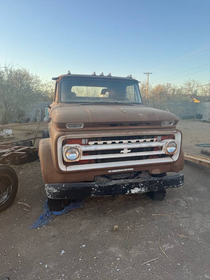 Chevrolet-C60-c10-1965-brown-32-4