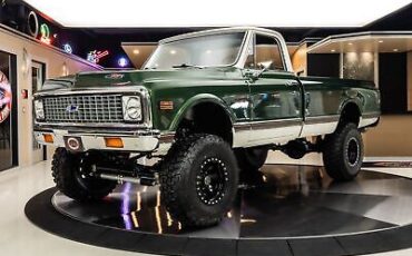 Chevrolet C/K Pickup 2500  year1}