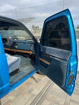 Chevrolet-CK-Pickup-3500-1991-Blue-32792-5