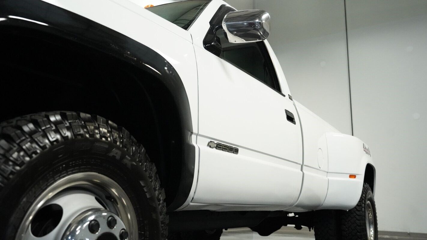 Chevrolet-CK-Pickup-3500-Pickup-1993-White-Gray-236240-20