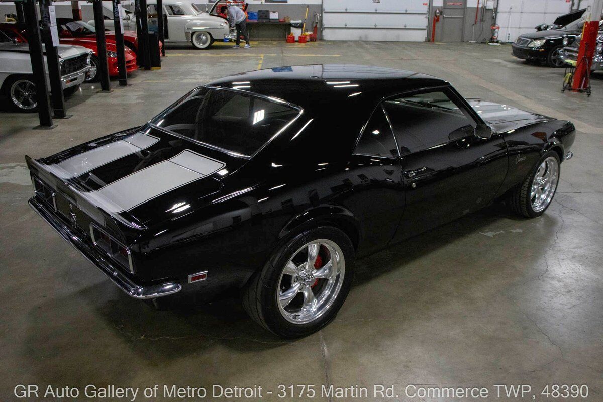 Chevrolet-Camaro-1968-Black-Black-2290-6