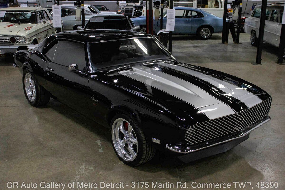 Chevrolet-Camaro-1968-Black-Black-2290-8